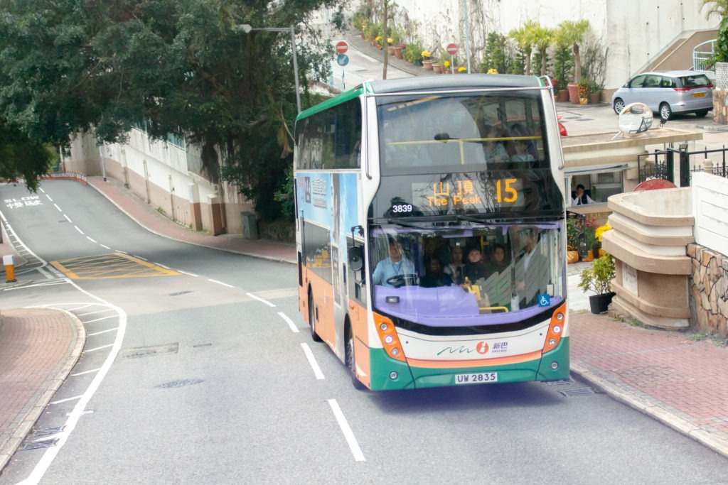 Bus 15 to the Peak in Hong Kong, Reachinghot travelblog